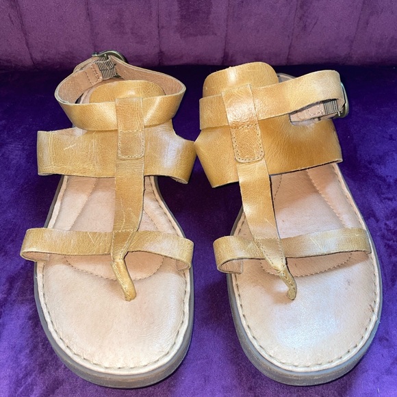 Born Leather Sandals - Picture 2 of 5